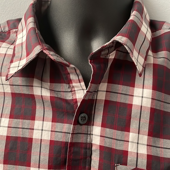 DENVER HAYES Men's Long Sleeve Modern Fit Plaid Core Shirt - Picture 4 of 7